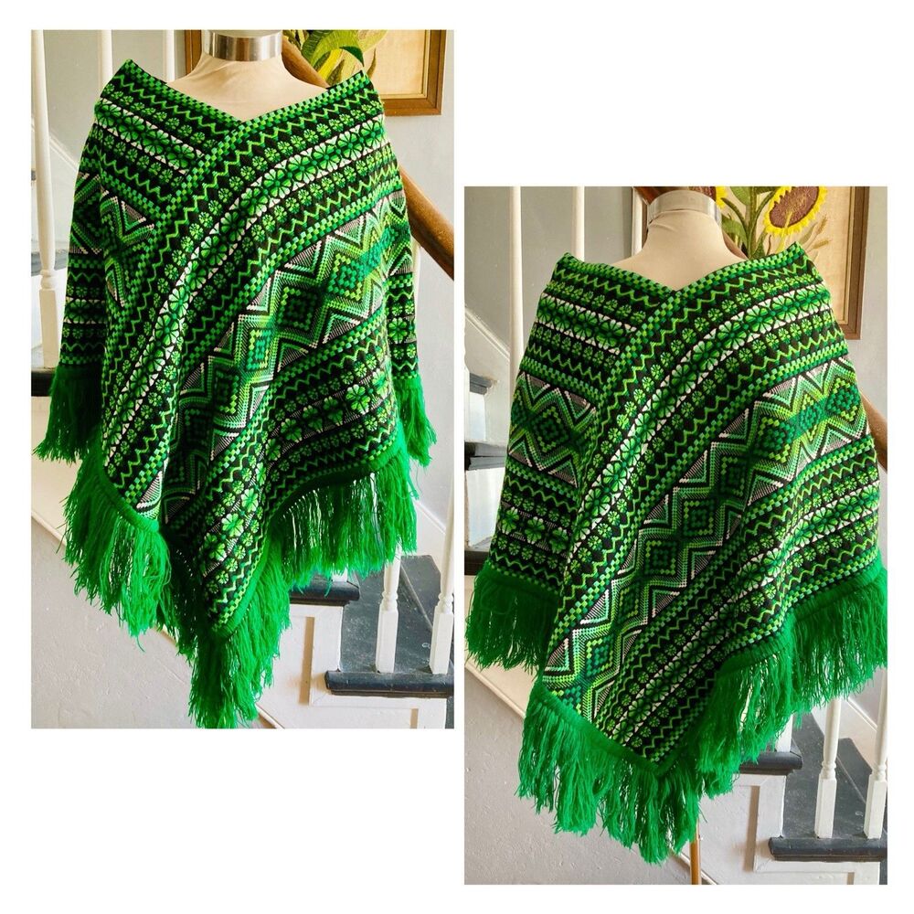 1960s 1970s Hippie Boho Flower Child Green Tapestry Poncho Cape Guatemalan